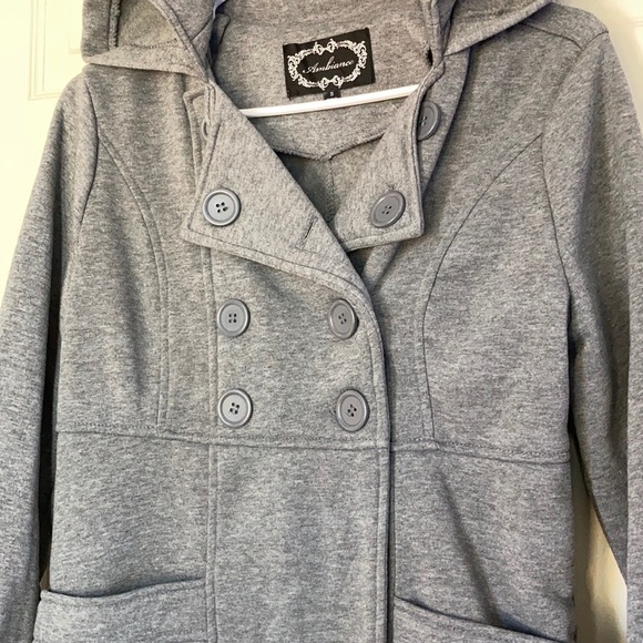 Grey jacket - Picture 2 of 6